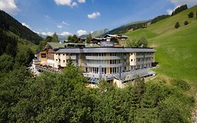 Hotel Residenz Hochalm - Inklusive Joker Card Im Sommer